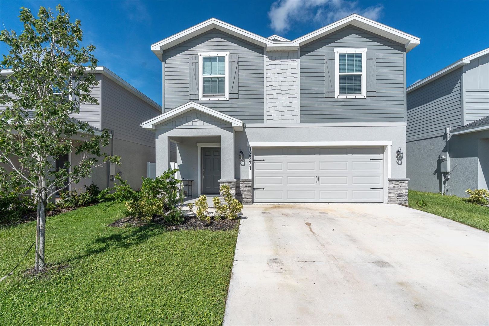Riverview House: 12371 Terrace Bluff St