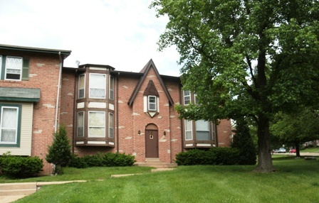 St. Louis Apartment: 10371 Parkman Dr.