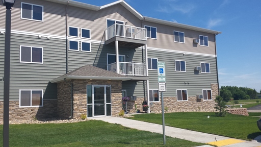 Three Bedroom Two Bath Detroit Lakes MN!!! – photo 1