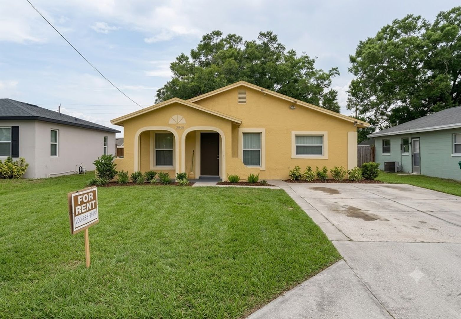 Sanford House: 2040 Dixie Avenue