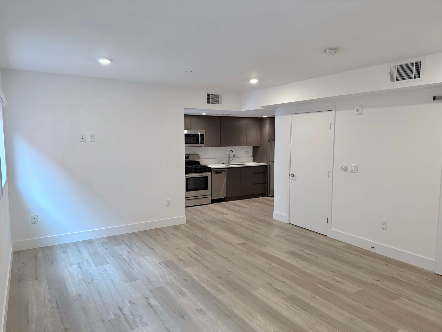 3D floor plan a Studio , 1 bath apartment