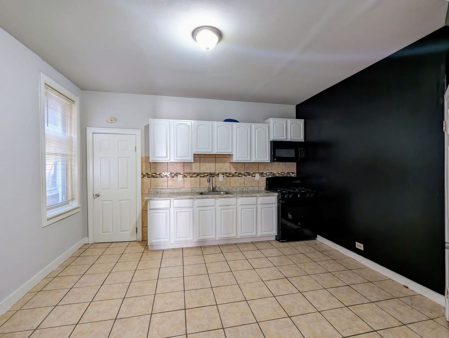 Philadelphia Apartment: 408 W Ruscomb St