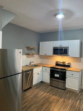 ✨ Available 11/1 – Renovated 4-Bedroom Home in West Philadelphia ✨ – photo 1