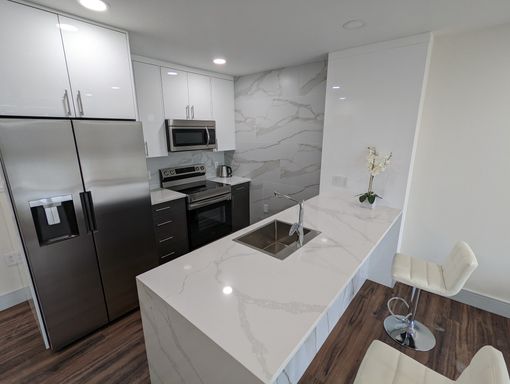 Lux 2br/2ba in Brand new Construction w/ ALL THE AMENITIES & PARKING – photo 1