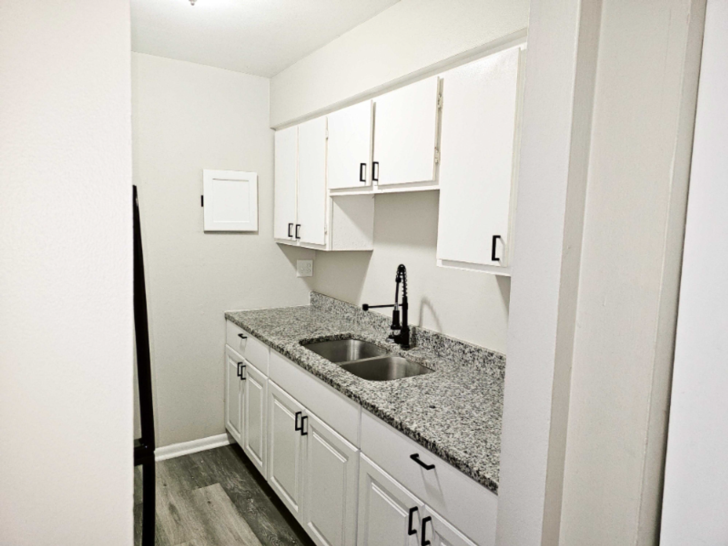 Lawrenceburg Apartment: 200 Bellaire Drive