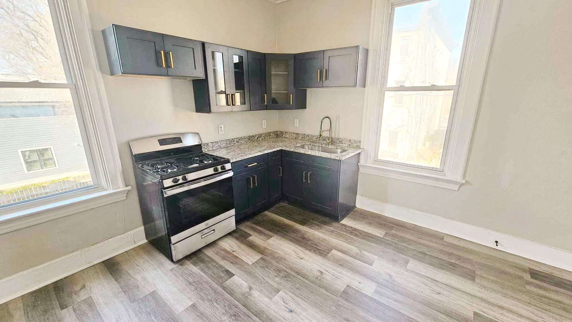 Covington Apartment: 1046 Banklick St
