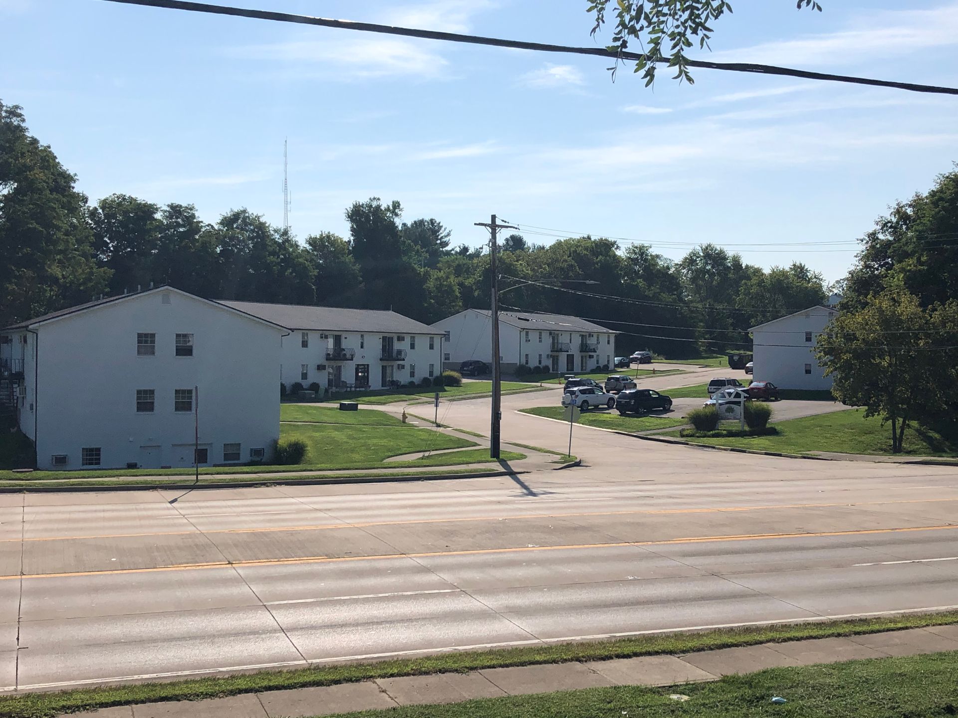Alexandria Apartment: 2346 Willow St
