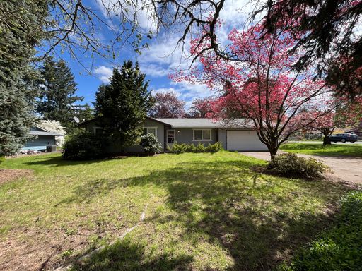 Big Yard 3BD/1BA Cozy Home! $2,595/mo