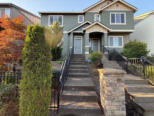 Charming 3BD/2.5BA Home with Cozy Gas Heating & 2-Car Garage in Prime Location!