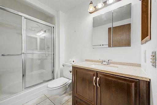 Listing photo thumbnail