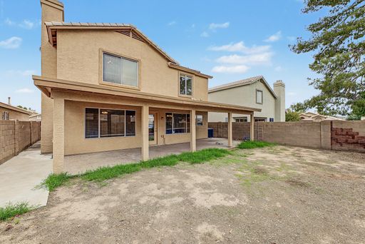 Listing photo thumbnail