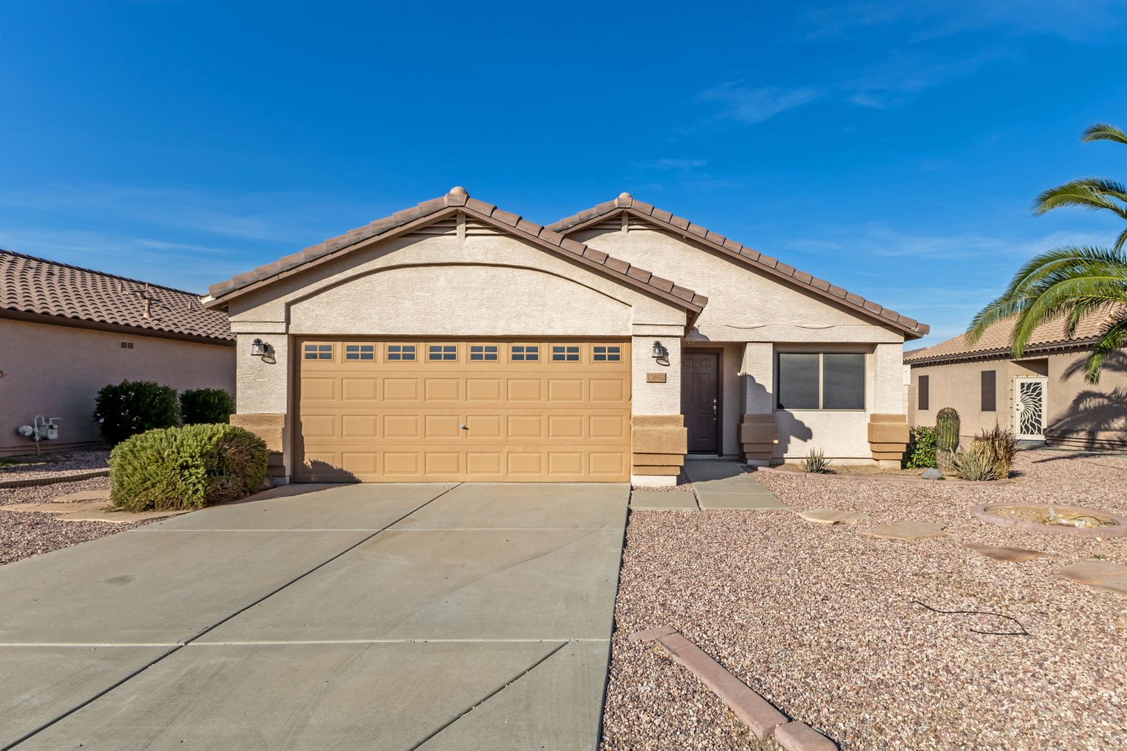 Surprise House: 13842 W Bola Dr