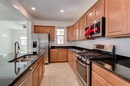 Listing photo thumbnail