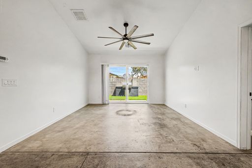 Listing photo thumbnail