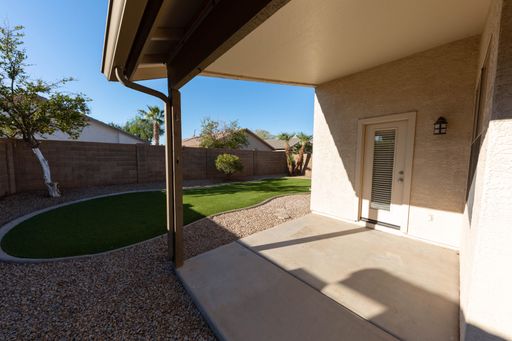 Listing photo thumbnail