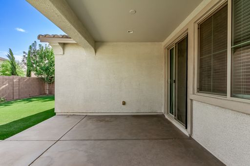 Listing photo thumbnail