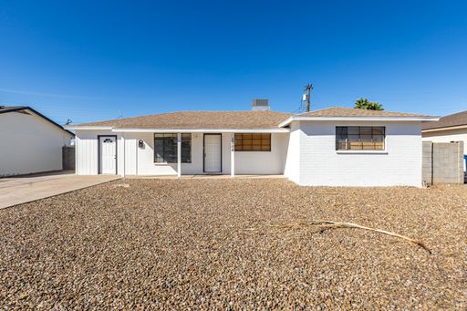 Listing photo thumbnail