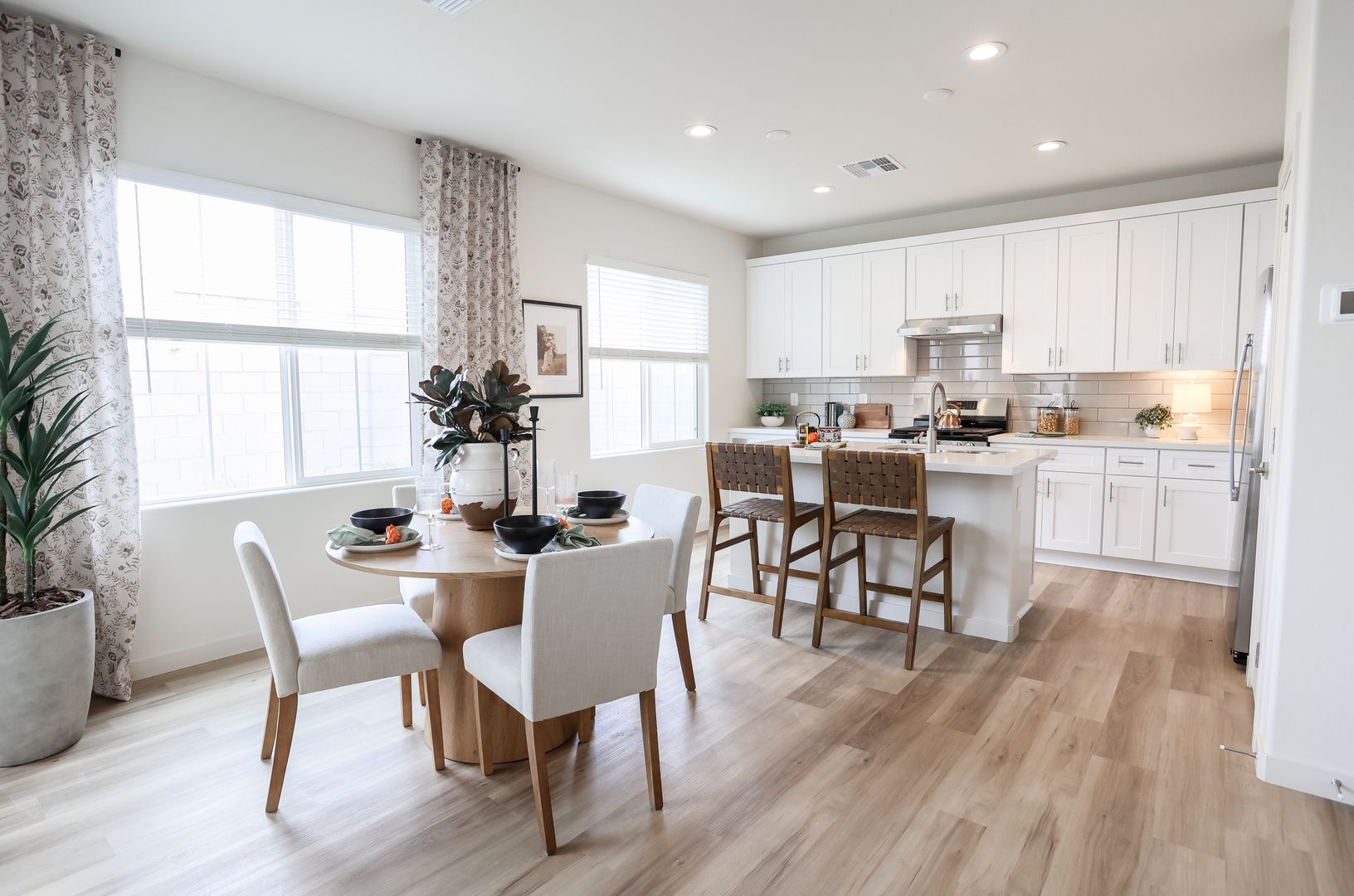 Phoenix House: 6521 N 15th Dr