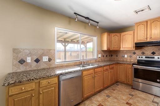 Listing photo thumbnail