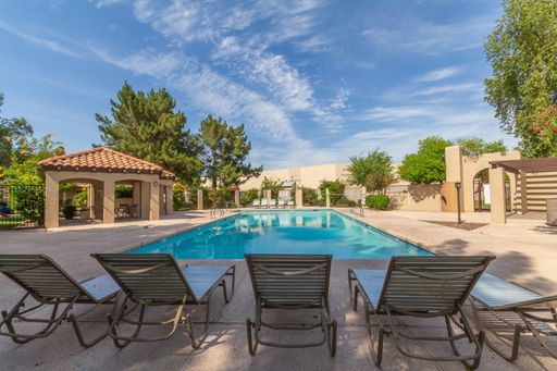 Listing photo thumbnail