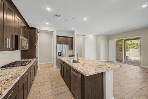 Listing photo thumbnail