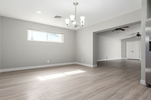 Listing photo thumbnail