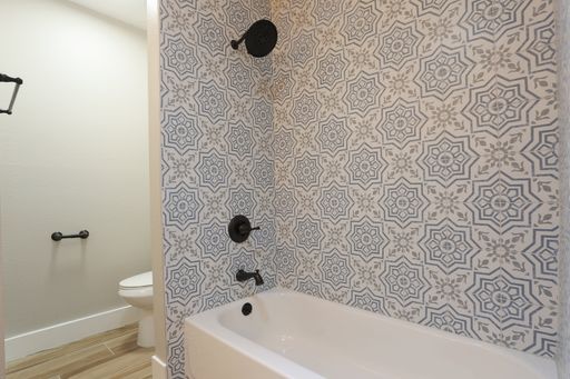 Listing photo thumbnail