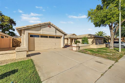 5774 W Commonwealth Pl, Chandler, AZ 85226
