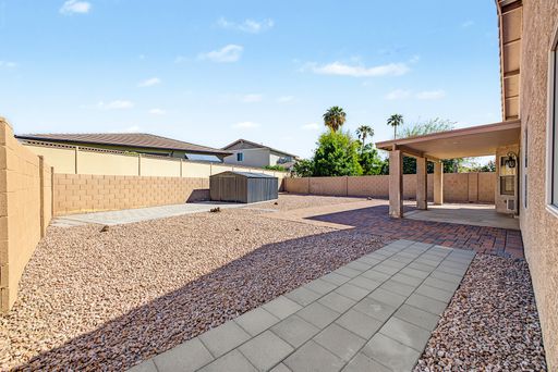 Listing photo thumbnail
