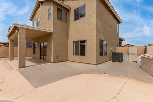 Listing photo thumbnail