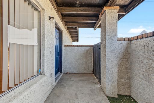 Listing photo thumbnail