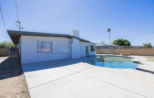 Listing photo thumbnail