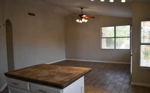 Listing photo thumbnail