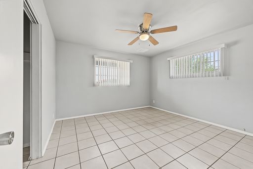 Listing photo thumbnail
