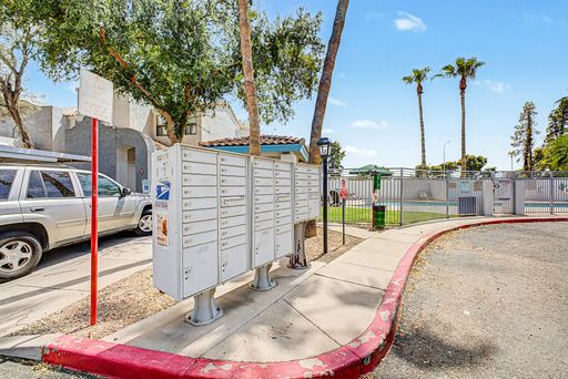 Listing photo thumbnail
