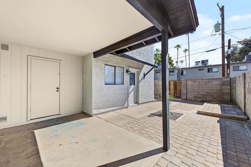 Listing photo thumbnail
