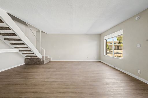 Listing photo thumbnail