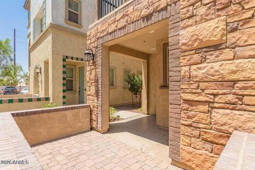 Listing photo thumbnail