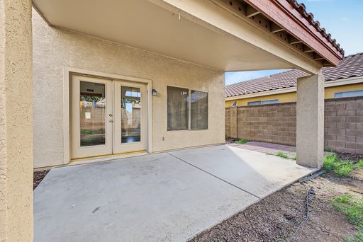 Listing photo thumbnail