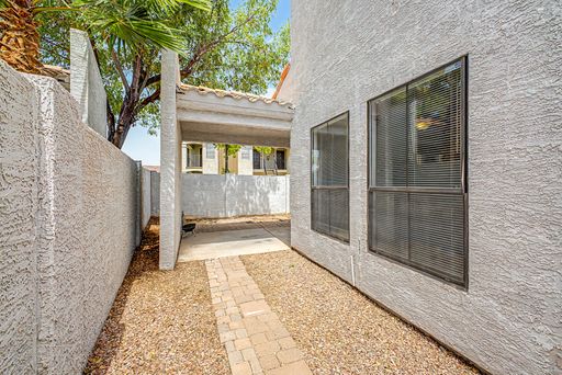 Listing photo thumbnail