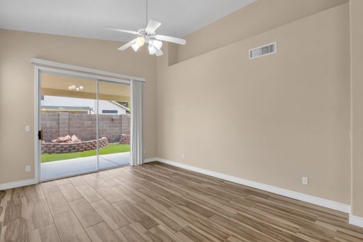 Listing photo thumbnail