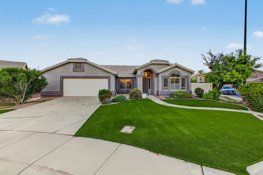 Listing photo thumbnail