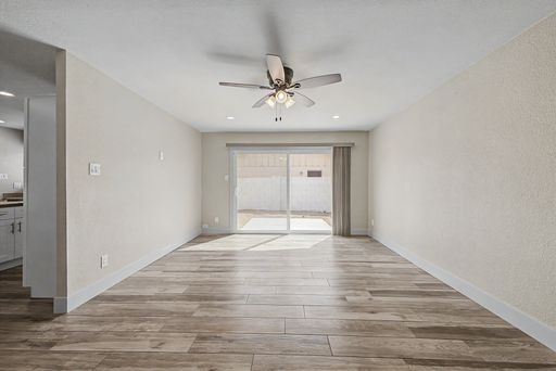 Listing photo thumbnail