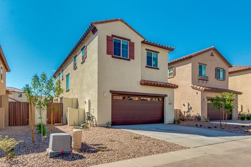 Listing photo thumbnail