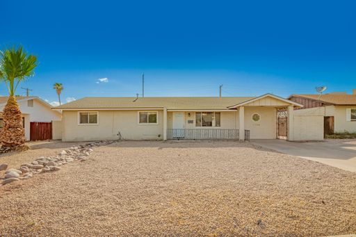 Listing photo thumbnail