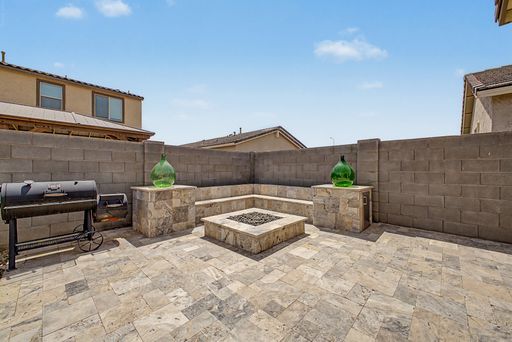 Listing photo thumbnail