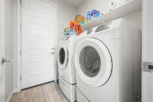 Listing photo thumbnail