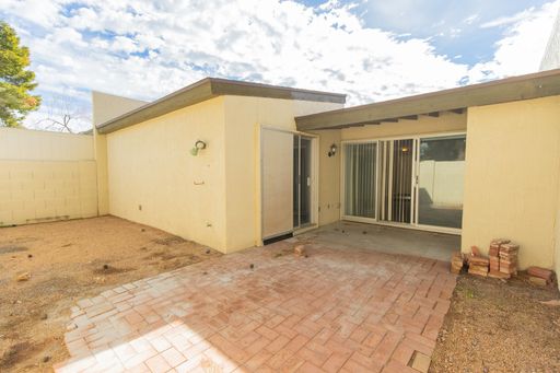 Listing photo thumbnail