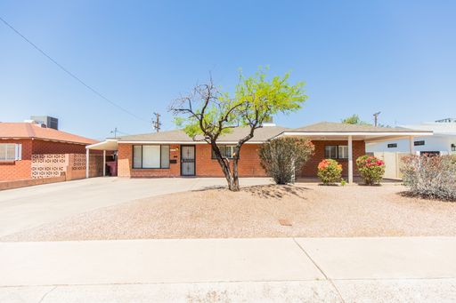 Listing photo thumbnail