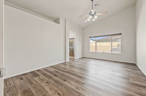 Listing photo thumbnail